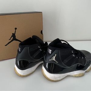 Air Jordan retro 11 free Shipping